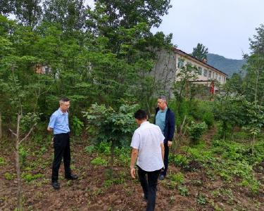 县公检中心到九集镇双池寺村开展帮扶活动