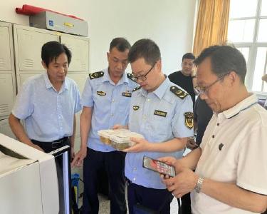 县市场监管局：“五抓五保”强化校外供餐食品安全监管
