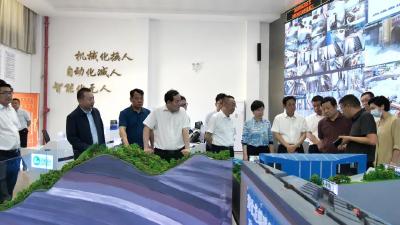 中国化学工程集团有限公司总经理文岗一行到襄阳考察新能源产业园项目