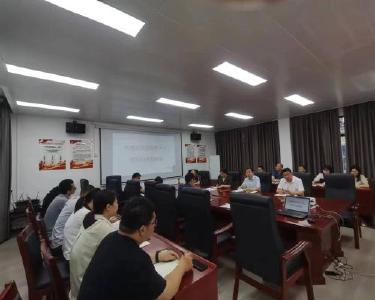 县招商服务中心：开展作风纪律整顿　营造风清气正氛围