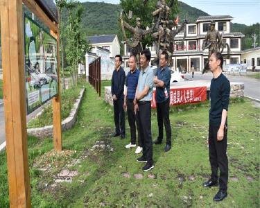 县林业局调研组到陆坪村调研共同缔造试点工作