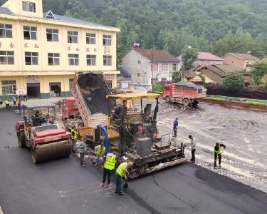 南漳：村校联动共建美丽乡村校园