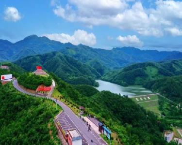 花（庄）朝（阳）线获评全市“十大美丽农村路”