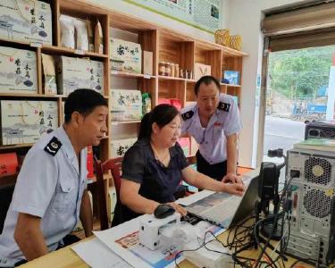 板桥镇：资源下沉强服务　上门培训解难题