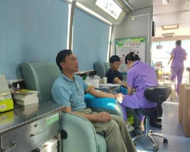 县审计局干部职工积极参加无偿献血活动