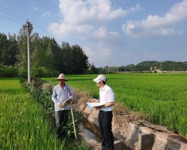 县农技中心：强化全民国防教育　营造浓厚宣传氛围