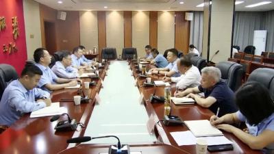陈栋会见湖北银行总行副行长万立松，洽谈进一步深化政银企合作事宜