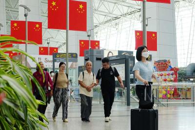 【热点关注】“超级黄金周”收官！广州白云国际机场共接送旅客162.36万人次