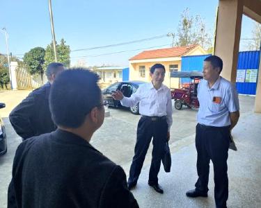 县领导开展“抓好基层党建　引领乡村振兴”专题调研