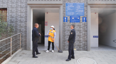 南漳：推动公厕建管体制改革 变束手无“厕”为急人所“急”