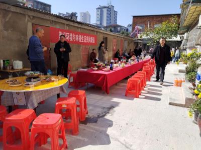 南漳：小区改造换新颜　居民喜摆“百家宴”