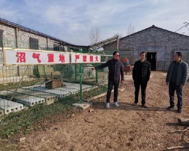 县农业农村局对全县循环沼气工程进行年终考核