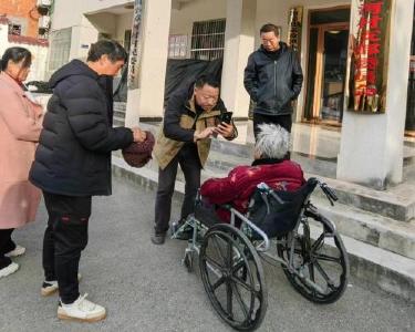 巡检镇扎实开展残疾人集中办证换证服务