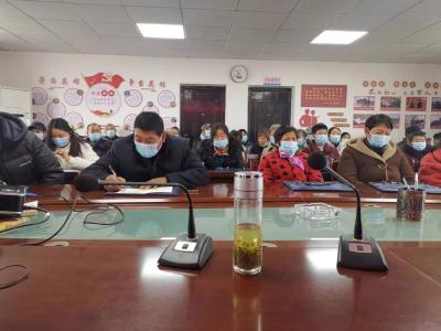 南漳：农民培训“小课堂”　解决种田“大问题”