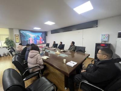 漳河源管理处组织党员干部集中观看 《典藉里的中国》之《徐霞客游记》