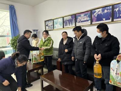 南漳经济开发区节前走访慰问困难群众