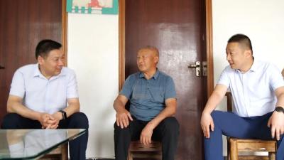 余世明到南漳县调研信访和基层党组织及重大项目建设等工作