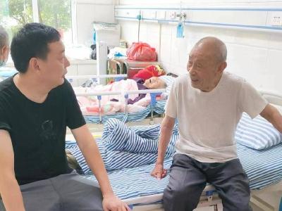 李庙镇：走访慰问送关怀　情暖退役军人