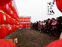 闹元宵！灯如昼人如海 谷城齐欢腾