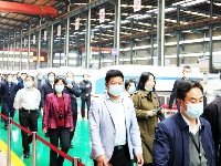 参加襄阳市第一季度项目拉练与会代表来谷城观摩