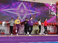 襄阳长春外国语学校欢歌笑语庆祝新中国成立70周年