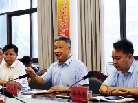 瞧！伍义兵来咱们宣传战线调研啦
