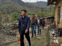 襄阳市中西医结合医院精准扶贫主题党日开在南河阳峪村