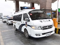 保康48名在押人员转押老河口沿线警戒