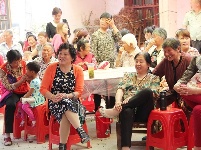 河谷艺术团联袂“周末大舞台”两地百姓乐开怀