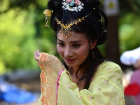 倩影