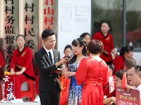 城关樱花谷唱响“我和我的祖国”