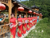 樱花谷百名佳丽旗袍秀