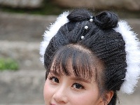 古典美女惊艳承恩寺 蔡以成摄