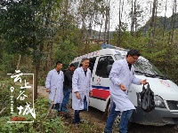 襄阳市中西医结合医院精准扶贫主题党日开在南河阳峪村