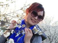 樱桃花开，美女帅哥闻香来