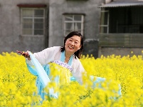 【图集】谷城经济开发区洞山寺村：五百余亩油菜花竞相绽放 
