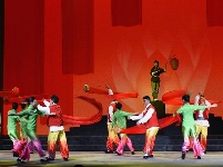 【图集】看好戏！大型红色题材现代戏《滚灯谣》在谷城县委党校上演！