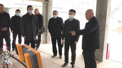 县领导检查液化气站安全生产情况