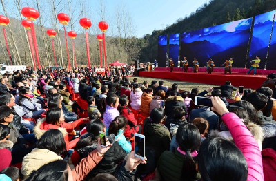 襄阳年•保康味“幸福乡村•相思寨湾”旅游年货节开幕