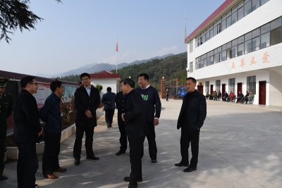 王迪到马良两峪福利院检查安全工作