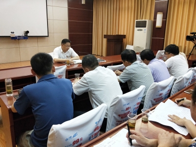 保康集中收看全省农村危房及棚户区改造突出问题专项治理视频会