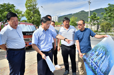 杜云峰现场踏勘城区重点项目及存量土地再开发地块