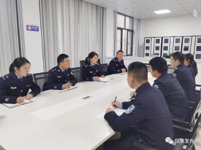 【新思想引领新征程 · 实干笃行】架起警民“连心桥”，编织解纷“同心网”！寺坪派出所绘就基层社会治理好“枫”景 