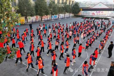 多彩社团活动，乐享课后时光！保康这所小学特色课程让学生健康快乐成长