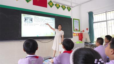 【致敬好老师】阮班艳：守三尺讲台  育一方桃李