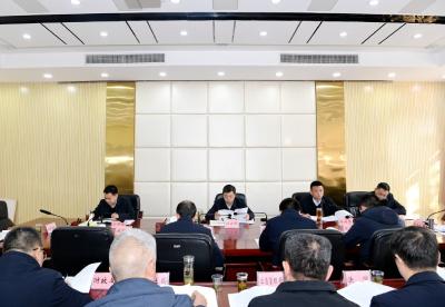 保康县政府与县总工会联席会议召开