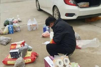 【众志成城，抗击疫情】全民抗疫 半月担当|群众动动嘴，你们跑断腿！辛苦啦！