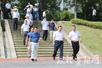 宜昌市城建工作推进会到我市看项目谋发展