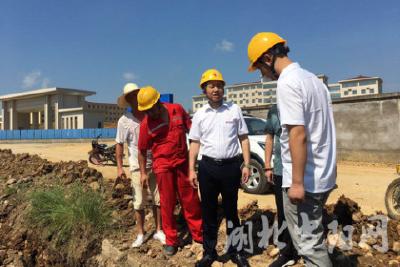 当阳中燃助力当阳“创卫”复审工作