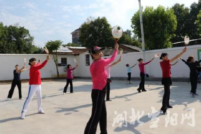 幸福张家榜：从“黑”色到彩色的蜕变